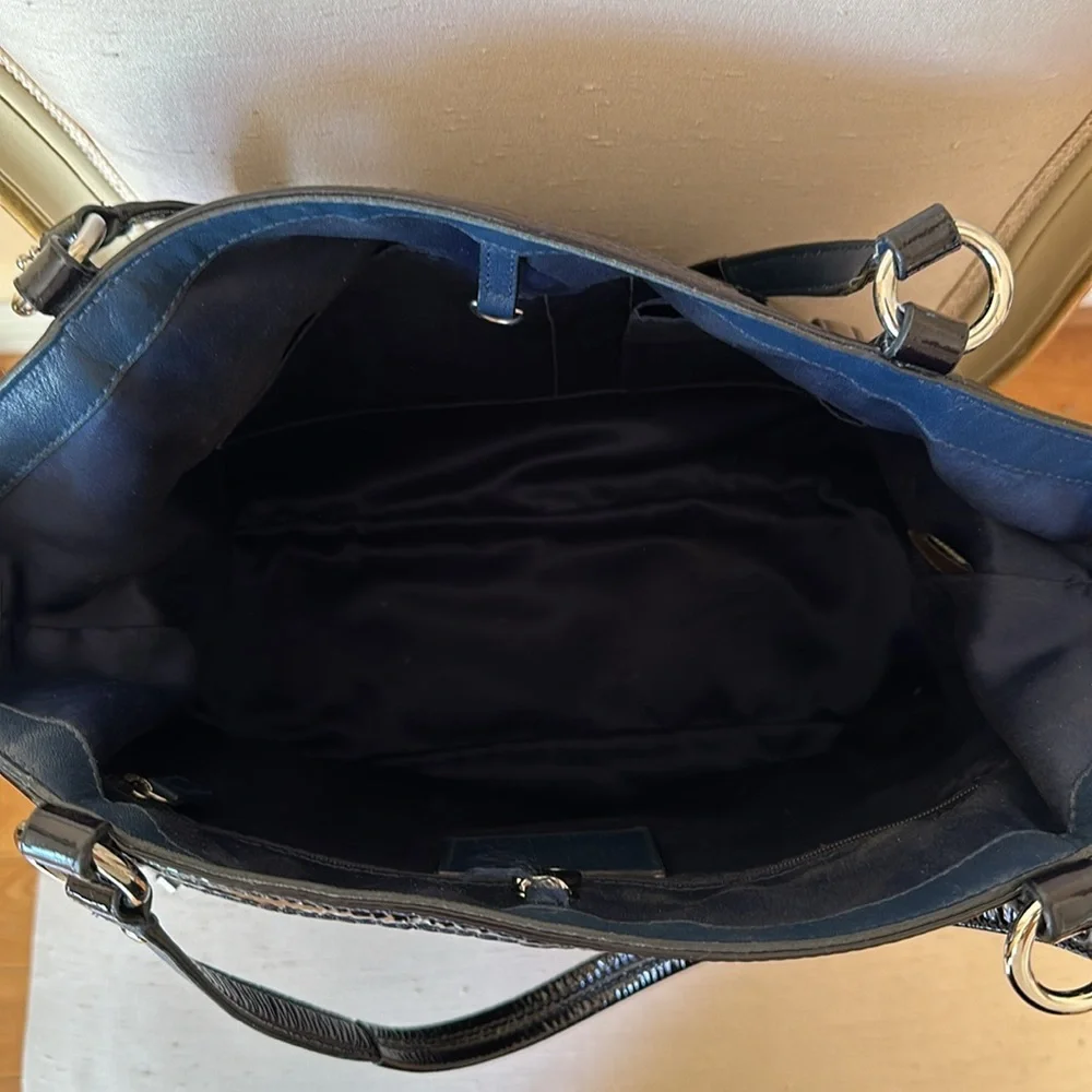 Coach leather tote bag. - Picture 6 of 8